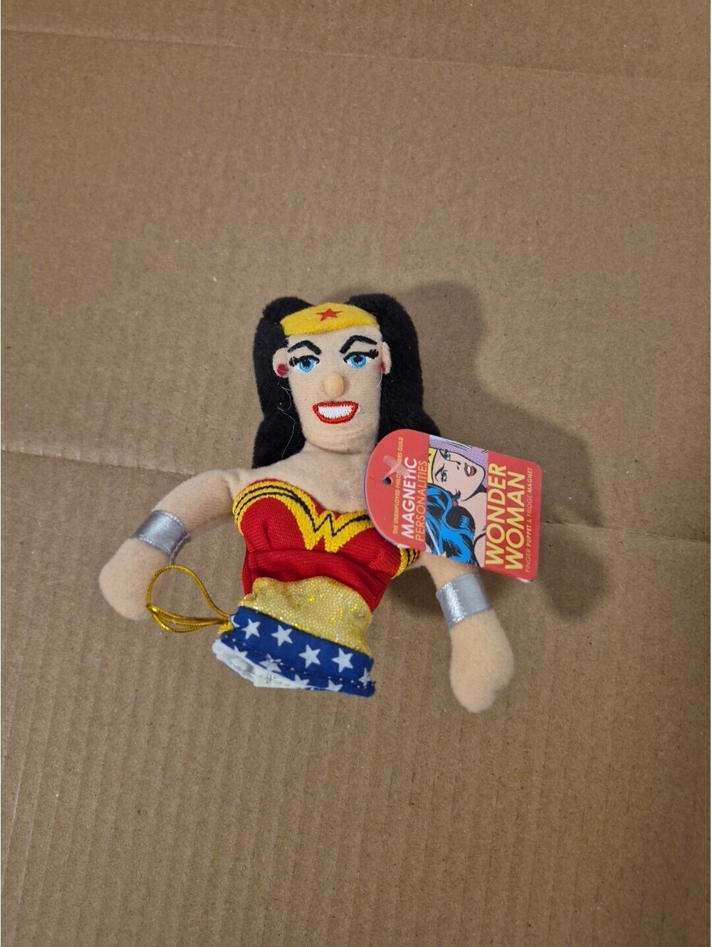 DC Wonder Woman Finger Puppet Fridge Magnet Magnetic Personalities NEW W/ Tags